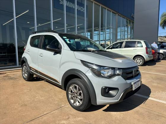 FIAT MOBI 1.0 EVO FLEX TREKKING MANUAL FIAT MOBI 1.0 EVO FLEX TREKKING MANUAL